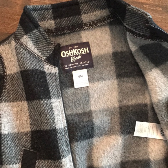OshKosh checkered jacket - 6 months - Picture 2 of 4